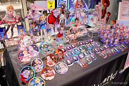 画像ギャラリー No.004のサムネイル画像 / 約2.5cmのミニチュアサイズになったセラフ部隊を見つけ出せ! 「ヘブバン」×「スモールワールズ」コラボレポート