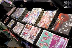 画像ギャラリー No.005のサムネイル画像 / 約2.5cmのミニチュアサイズになったセラフ部隊を見つけ出せ! 「ヘブバン」×「スモールワールズ」コラボレポート