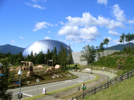画像集#008のサムネイル/「ゲーム ドラえもん のび太の新恐竜」の公式サイトがグランドオープン。ゲーム内容が確認できるほか,恐竜カード集めも楽しめる
