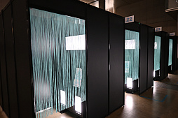 画像ギャラリー No.002のサムネイル画像 / 「ブルーアーカイブ」5周年記念イベントレポート。高さ約7mの巨大なゲブラが会場内に。ステージでは新情報の発表も