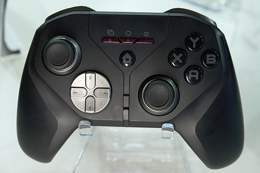 画像ギャラリー No.011のサムネイル画像 / 量販店でよく見るGameSirと，BIGBIG WONから独立したデザイナーがたち上げたLead Joyの最新ゲームパッドの見どころは？［TGS2025］