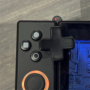 画像ギャラリー No.017のサムネイル画像 / ユニークな変形機構を備えた2画面搭載Androidゲーム機「SUGAR 1」の予約受付がスタート