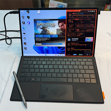 画像ギャラリー No.001のサムネイル画像 / Ryzen AI Max＋ 395搭載のゲーマー向け2-in-1 PC「ONEXPLAYER Super X」が国内でお披露目。専用液冷ユニットの予約もスタート