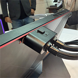 画像ギャラリー No.004のサムネイル画像 / Ryzen AI Max＋ 395搭載のゲーマー向け2-in-1 PC「ONEXPLAYER Super X」が国内でお披露目。専用液冷ユニットの予約もスタート