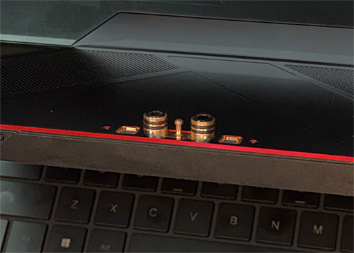 画像ギャラリー No.005のサムネイル画像 / Ryzen AI Max＋ 395搭載のゲーマー向け2-in-1 PC「ONEXPLAYER Super X」が国内でお披露目。専用液冷ユニットの予約もスタート