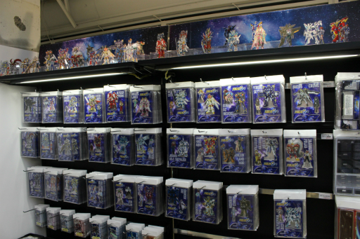 画像集#014のサムネイル/「スーパーロボット大戦OG展」が本日より開催。シリーズで活躍したオリジナルキャラクターたちの設定資料やイラストなどが一堂に会する