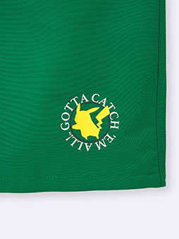 画像ギャラリー No.023のサムネイル画像 / GUとポケモンのコラボコレクションが5月22日に発売。「夏の海」をテーマにTシャツやハーフパンツなどをラインナップ