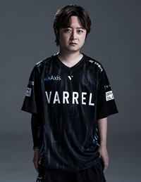 ���������꡼ No.011�Υ���ͥ������ / �ץ�������ǳ��������Ʈ�����ޡ���ʹ����2025ǯ�ο����֤��2026ǯ�ؤ����顣��ǯ����������ˤ�����104�ͤ�����