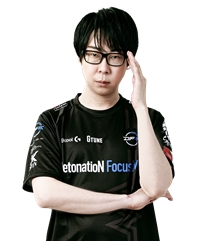 ���������꡼ No.038�Υ���ͥ������ / �ץ�������ǳ��������Ʈ�����ޡ���ʹ����2025ǯ�ο����֤��2026ǯ�ؤ����顣��ǯ����������ˤ�����104�ͤ�����