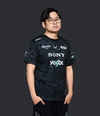 ���������꡼ No.084�Υ���ͥ������ / �ץ�������ǳ��������Ʈ�����ޡ���ʹ����2025ǯ�ο����֤��2026ǯ�ؤ����顣��ǯ����������ˤ�����104�ͤ�����