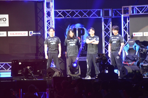 画像ギャラリー No.003のサムネイル画像 / 「SFL:Pro-JP 2025 グランドファイナル」，REJECT優勝後インタビュー。試合への準備やシーンの盛り上がりについて聞いた