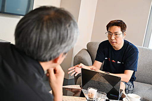 画像ギャラリー No.033のサムネイル画像 / ［インタビュー］デイヴ・ザ・ダイバーの核は，海と寿司屋をつなぐ「地続き感」――ミントロケットのファン・ジェホCEOが語る，制作哲学と発想の源泉