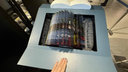 画像ギャラリー No.024のサムネイル画像 / 「都市伝説解体センター 発売一周年記念 全国解体大巡廻」レポート。資料展示による怒涛の情報量や秘密の部屋など，実に“ファビュラス”な内容だった