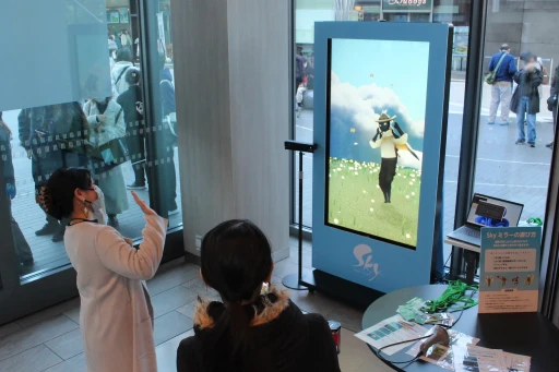 画像ギャラリー No.024のサムネイル画像 / 「Sky 星を紡ぐ子どもたち」のファンアートが二子玉川に集結。開発スタッフによるライブドローイングも行われた“Sky Art Fest”イベントレポート