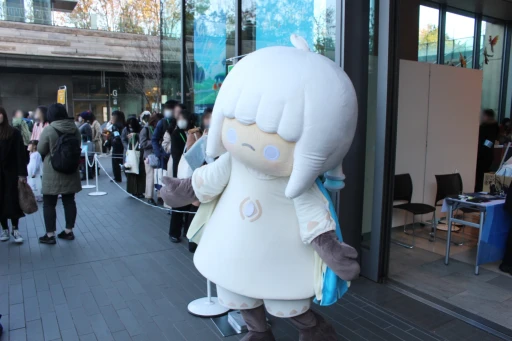 画像ギャラリー No.026のサムネイル画像 / 「Sky 星を紡ぐ子どもたち」のファンアートが二子玉川に集結。開発スタッフによるライブドローイングも行われた“Sky Art Fest”イベントレポート