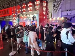 画像ギャラリー No.003のサムネイル画像 / サイレントヒル×第四境界の「SILENT HILL f　残置物展」を体験。今年のKONAMIブースは，メインステージを挟んで陰と陽？［TGS2025］