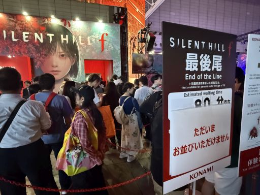 画像ギャラリー No.018のサムネイル画像 / サイレントヒル×第四境界の「SILENT HILL f　残置物展」を体験。今年のKONAMIブースは，メインステージを挟んで陰と陽？［TGS2025］