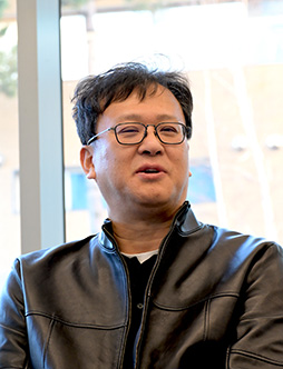 画像ギャラリー No.009のサムネイル画像 / ［インタビュー］「今この瞬間ではなく，未来を見据えるべき」――リネージュIIをフル3Dにした男が，50代で挑む新境地。NCSOFTのペ・ジェヒョン氏に聞く