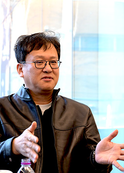 画像ギャラリー No.020のサムネイル画像 / ［インタビュー］「今この瞬間ではなく，未来を見据えるべき」――リネージュIIをフル3Dにした男が，50代で挑む新境地。NCSOFTのペ・ジェヒョン氏に聞く