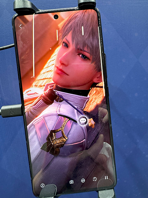 画像ギャラリー No.010のサムネイル画像 / かわいさとときめきが詰まった！ 「Infold Games」ブースレポート。「インフィニティニキ」と「恋と深空」を体験［TGS2025］