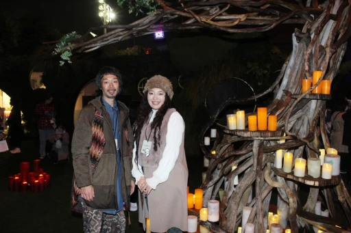 画像ギャラリー No.006のサムネイル画像 / 東京タワーのキャンドルイベントに「Sky 星を紡ぐ子どもたち」が出展。無数のキャンドルが灯る中，作中楽曲のライブパフォーマンスが響きわたる