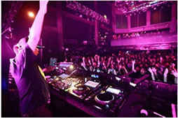 画像ギャラリー No.002のサムネイル画像 / 「リッジレーサー」，30周年記念DJイベントの音源を収録したライブ盤の発売が決定。受注締切は7月29日23：59