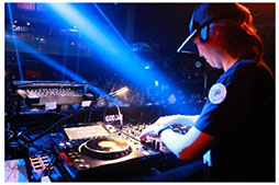 画像ギャラリー No.003のサムネイル画像 / 「リッジレーサー」，30周年記念DJイベントの音源を収録したライブ盤の発売が決定。受注締切は7月29日23：59