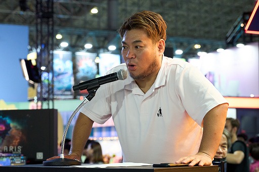 ���������꡼ No.001�Υ���ͥ������ / ��8�ֽи��פ˥ץ��쥹�顼���˿��ǥ����Τ����Ǽë���ˤ���ĩ��̤�����æ�ФǤ���Τ���4Gamer�֡������ơ�����ݡ��ȡ�TGS2025��