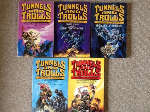 画像ギャラリー No.003のサムネイル画像 / 「火吹山」の上陸と，その衝撃。日本におけるゲームブックの受容史を繙く短期連載「『ファイティング・ファンタジー』とその時代」第1回を掲載