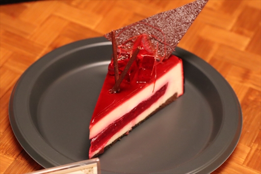 ���������꡼ No.010�Υ���ͥ������ / USJ�ߡ֥�󥹥����ϥ󥿡��磻�륺�ץ���ܤ����ָ���ǳ����档�ÿ�²���С��Υ����Ȥ������դˤ�������ܥ쥹�ȥ��ȡ�AR������ץ�꡼���θ����Ƥ���