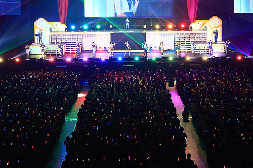 画像ギャラリー No.002のサムネイル画像 / 「学園アイドルマスター 初星音楽祭」視聴レポ。13人のアイドルが全力パフォーマンスで魅せた公演は,コラボ楽曲や生バンド,ダンサーも登場