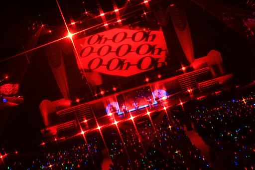 画像ギャラリー No.005のサムネイル画像 / 「学園アイドルマスター 初星音楽祭」視聴レポ。13人のアイドルが全力パフォーマンスで魅せた公演は,コラボ楽曲や生バンド,ダンサーも登場