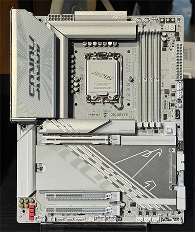 ꡼ No.006Υͥ / Core Ultra 200Sץ꡼ǽФIntel 200S BoostܡƥĹϥĩ路٥Ȥݡ