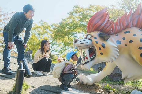 ���������꡼ No.005�Υ���ͥ������ / �֥ɥ饴�󥯥����� �������ɡס�HD-2D�ǡ֥ɥ饴�󥯥�����I��II�פ�ȯ�䵭ǰ���٥�Ȥ�11��1�����鳫�š��ե��ߥ꡼���åȷ�������򳫻�