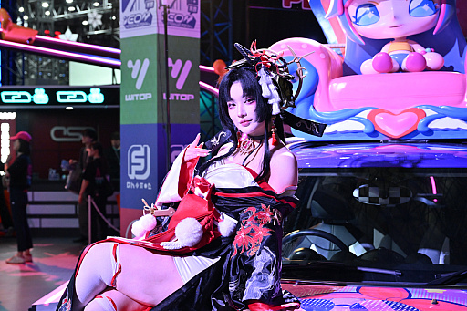 画像ギャラリー No.002のサムネイル画像 / 話題のNTEのスマホ版をTGSでプレイしてきた！ アーバンな都市風ブースで確かめよう。TGS会場では交通安全教育にもご注意！［TGS2025］【PR】