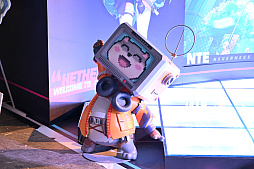 画像ギャラリー No.031のサムネイル画像 / 話題のNTEのスマホ版をTGSでプレイしてきた！ アーバンな都市風ブースで確かめよう。TGS会場では交通安全教育にもご注意！［TGS2025］【PR】