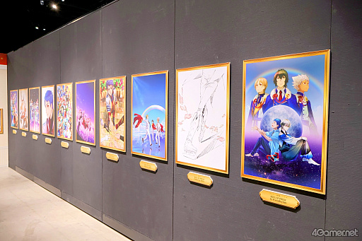 画像ギャラリー No.003のサムネイル画像 / 神々しく鎮座する「金のオバレ像」！　大量のフォトスポットで作品世界を楽しめる「KING OF PRISM 10th ANNIVERSARY展」レポート