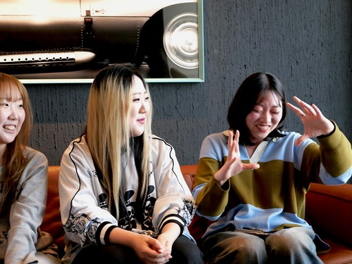 画像ギャラリー No.045のサムネイル画像 / ［インタビュー］4人でゲームを作って食べていくのが夢。日本のサブカルで育った韓国オタク4人組が，好きなものを詰め込んで作る残酷な人形劇×推理ADV「KILLA」