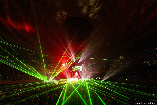 画像ギャラリー No.016のサムネイル画像 / ガルクラから武道館へ! 「トゲナシトゲアリ LIVE in 日本武道館 “奏檄の叫”」ライブの模様を振り返る