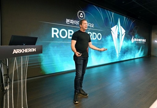 画像ギャラリー No.002のサムネイル画像 / ［インタビュー］新作トップビューバトロワ「Arkheron」は，DRIMAGEのチョン・ウヨン代表が「恋に落ちた」期待作