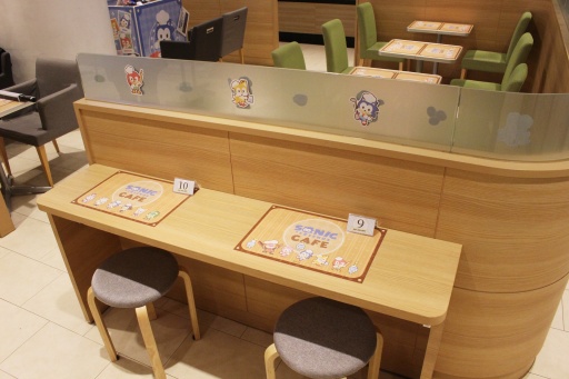 画像ギャラリー No.005のサムネイル画像 / 「SONIC & FRIENDS（ソニック＆フレンズ）」コラボカフェ，本日オープン。可愛いソニック達がもてなしてくれる癒やし空間を紹介