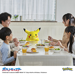 画像ギャラリー No.038のサムネイル画像 / ポケモン30周年記念商品「おかえり！ピカチュウ1/1」，予約開始後即完売する人気ぶり。1997年発売されたぬいぐるみの復刻版