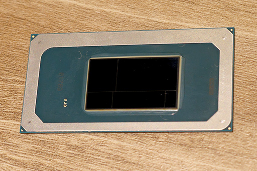 画像ギャラリー No.004のサムネイル画像 / Intelの新CPU「Core Ultra Series 3」の「Xe3 GPU」は，なぜ理論性能値を覆すほど高性能なのか？　実機でもRadeon 890Mを上回る