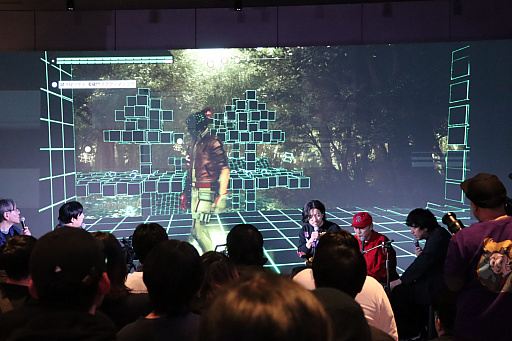 画像ギャラリー No.024のサムネイル画像 / 「ROMEO IS A DEAD MAN」発売直前記念イベントをレポート。トークイベントには，須田剛一氏や開発陣，Boseさんや金子ノブアキさんらが登壇