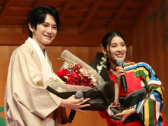 「仁王3」完成発表会をレポート。土屋太鳳さんが演じる卑弥呼は時空を超えてさまざまな姿で登場，本郷奏多さんが演じる国松は“闇落ちするワケあり”の人物？