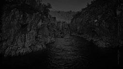 画像ギャラリー No.044のサムネイル画像 / タイムリープモノのサバイバルホラーADV「虧月の夜(きげつのよる)」,Switch向け作品として2026年1月29日に発売決定