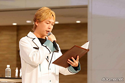 画像ギャラリー No.018のサムネイル画像 / キャスト陣とカナタが“リアルに対話”したAGF2025。「AI男子」初ステージで青年期ビジュアルも解禁されたイベントをレポート