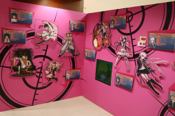 画像ギャラリー No.008のサムネイル画像 / 「ダンガンロンパ15周年記念展」が3月16日まで東京・上野にて開催中。シリーズならではのギミックが施された，ファン必見の展示が満載