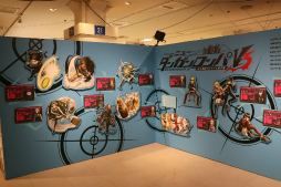 画像ギャラリー No.009のサムネイル画像 / 「ダンガンロンパ15周年記念展」が3月16日まで東京・上野にて開催中。シリーズならではのギミックが施された，ファン必見の展示が満載