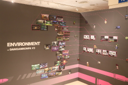 画像ギャラリー No.014のサムネイル画像 / 「ダンガンロンパ15周年記念展」が3月16日まで東京・上野にて開催中。シリーズならではのギミックが施された，ファン必見の展示が満載